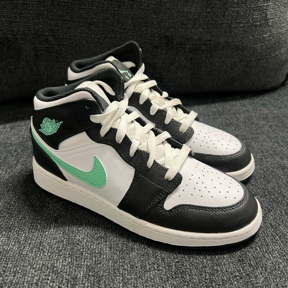 Nike Black and White Sneakers with Green Highlights
